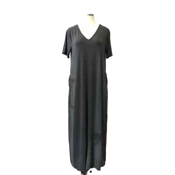Zenana Size 1X Charcoal Knit Maxi Dress with Side Pockets V-neck - Picture 1 of 2